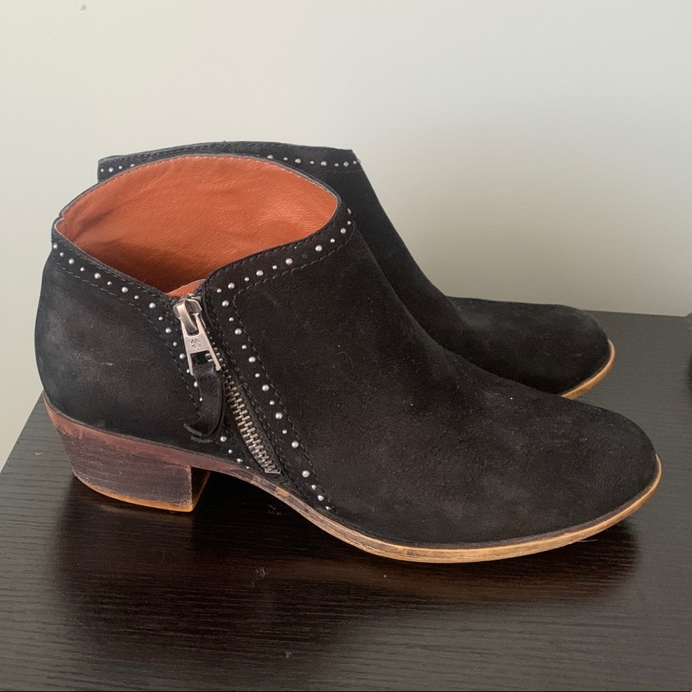 Lucky Brand black suede ankle boots/booties